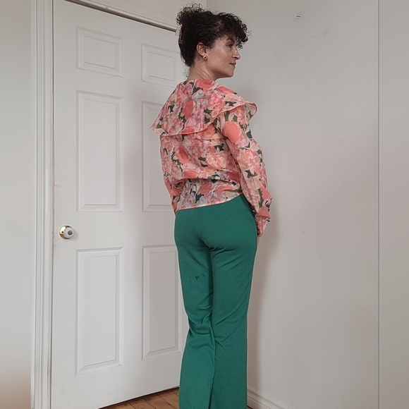 Beulah Floral Pink Blouse with Green Pants - Picture 9 of 9